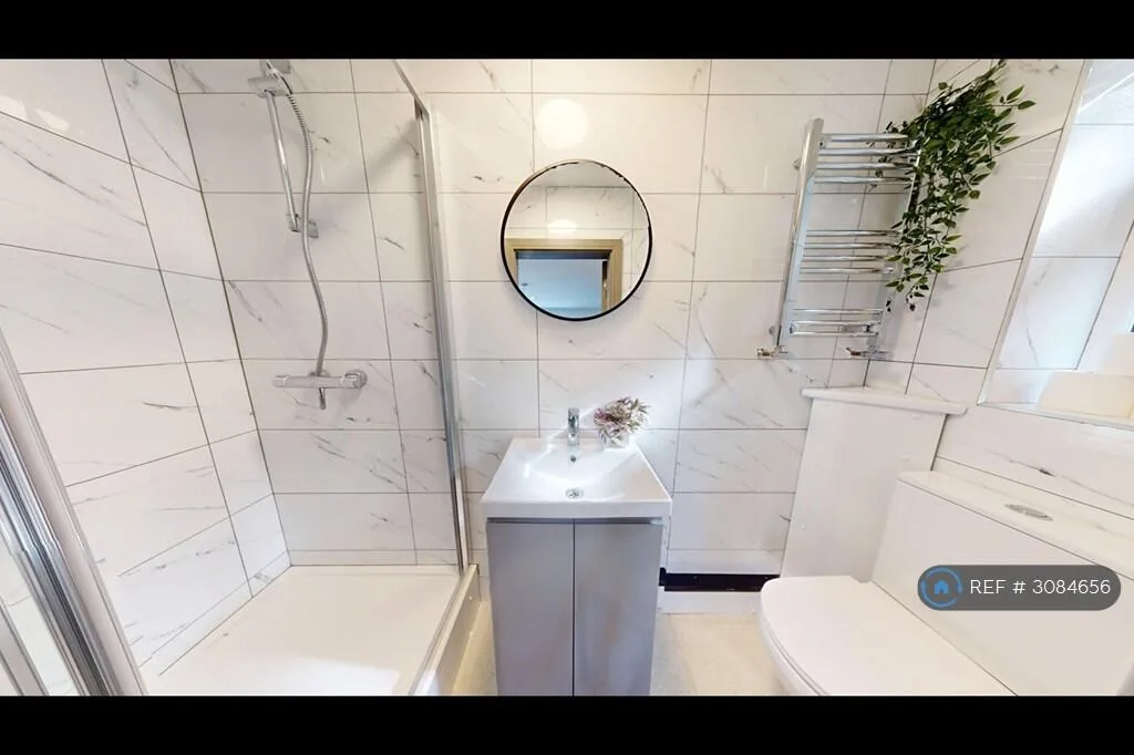 7 bedroom semi-detached house for rent