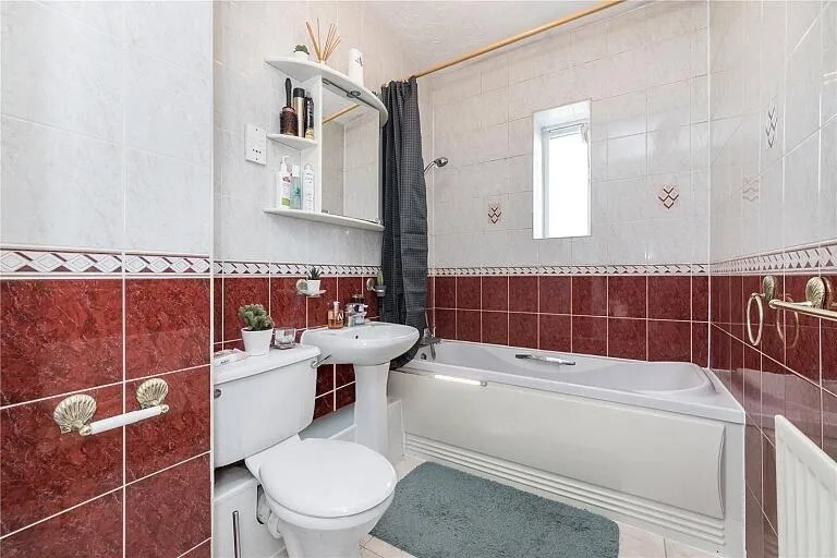 3 bedroom apartment for rent