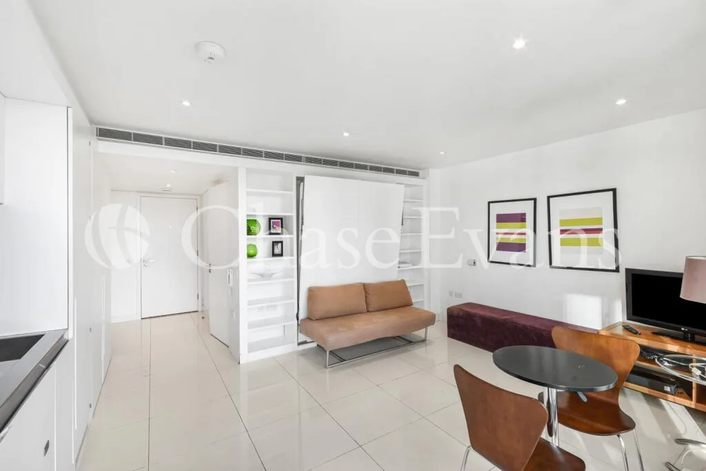 Studio flat for rent