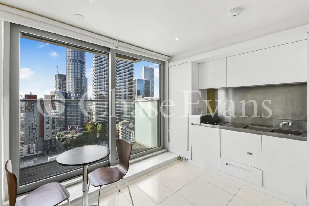 Studio flat for rent