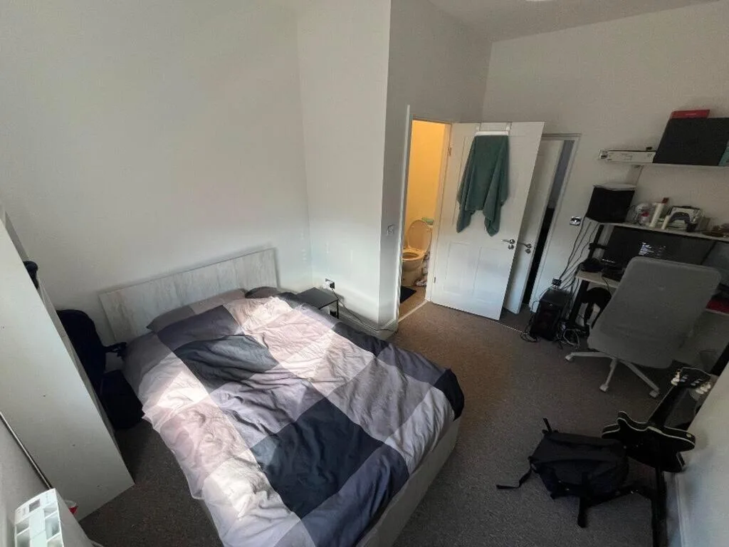 3 bedroom flat for rent