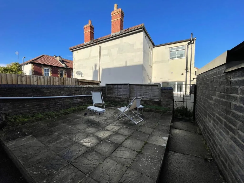 6 bedroom terraced house for rent