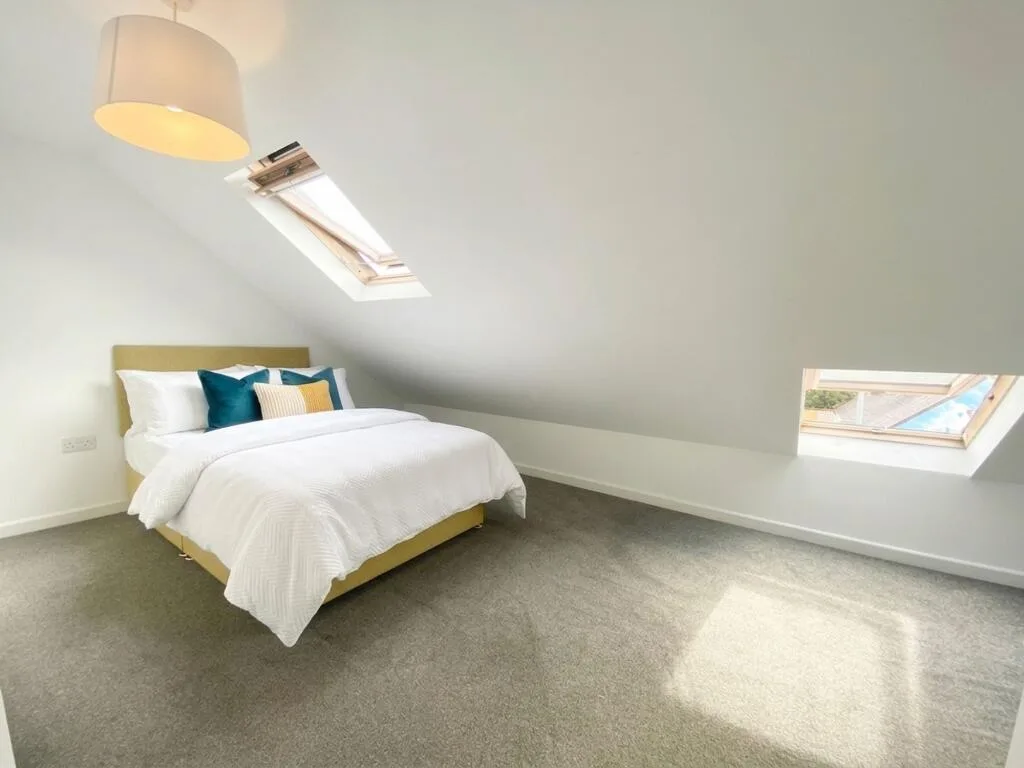 6 bedroom terraced house for rent