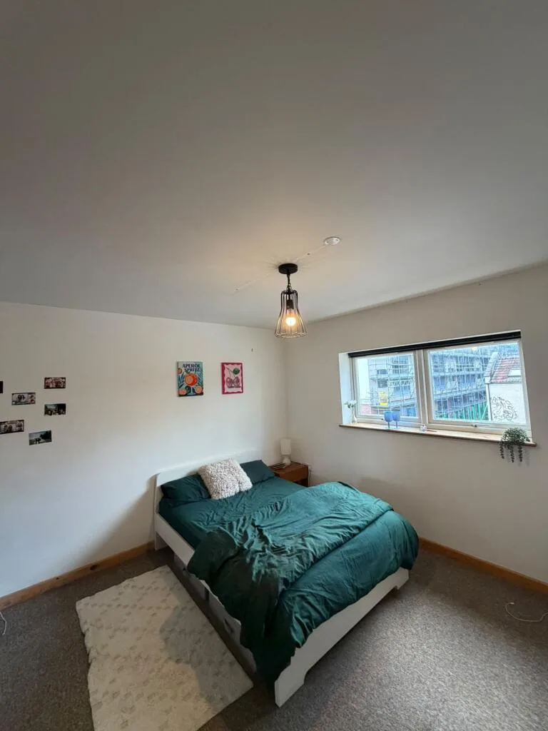 4 bedroom end of terrace house for rent