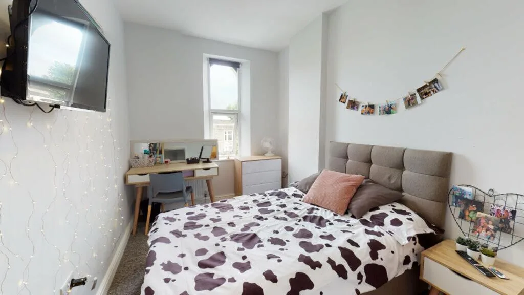 6 bedroom maisonette for rent