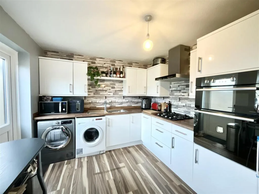 2 bedroom terraced house for rent