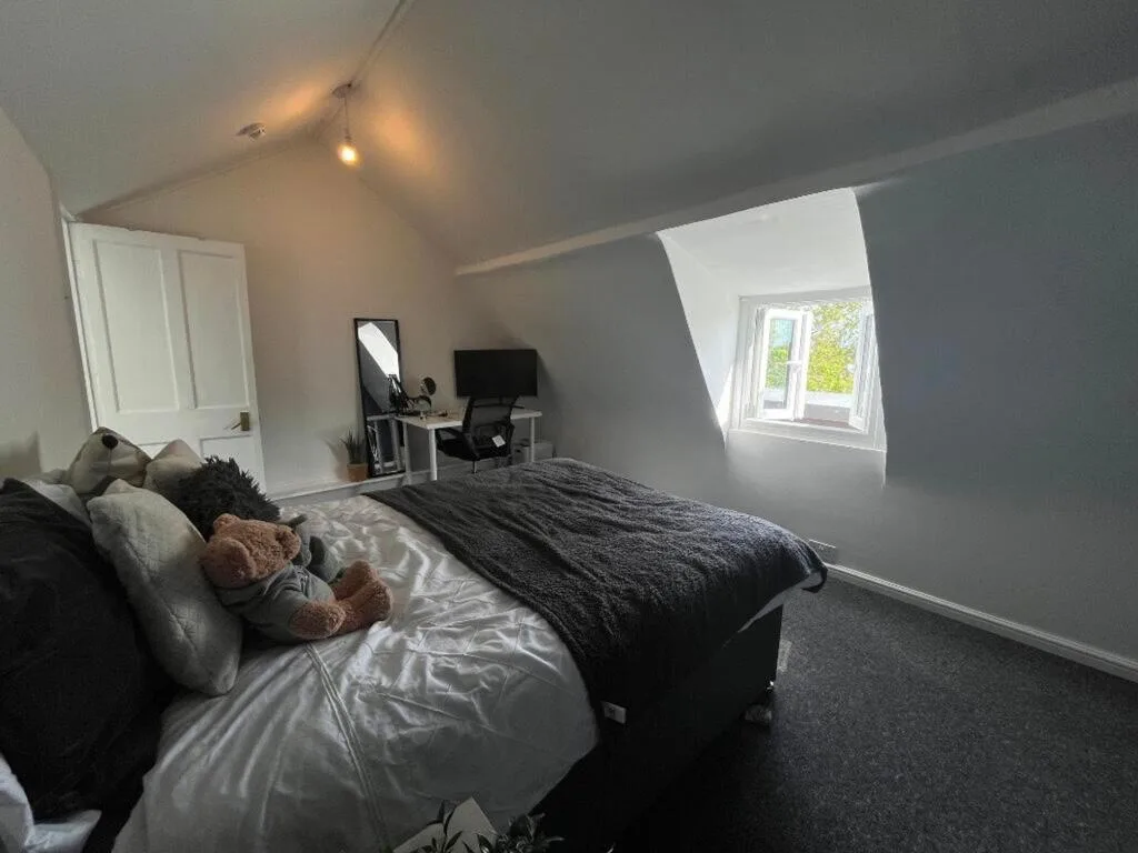 4 bedroom flat for rent