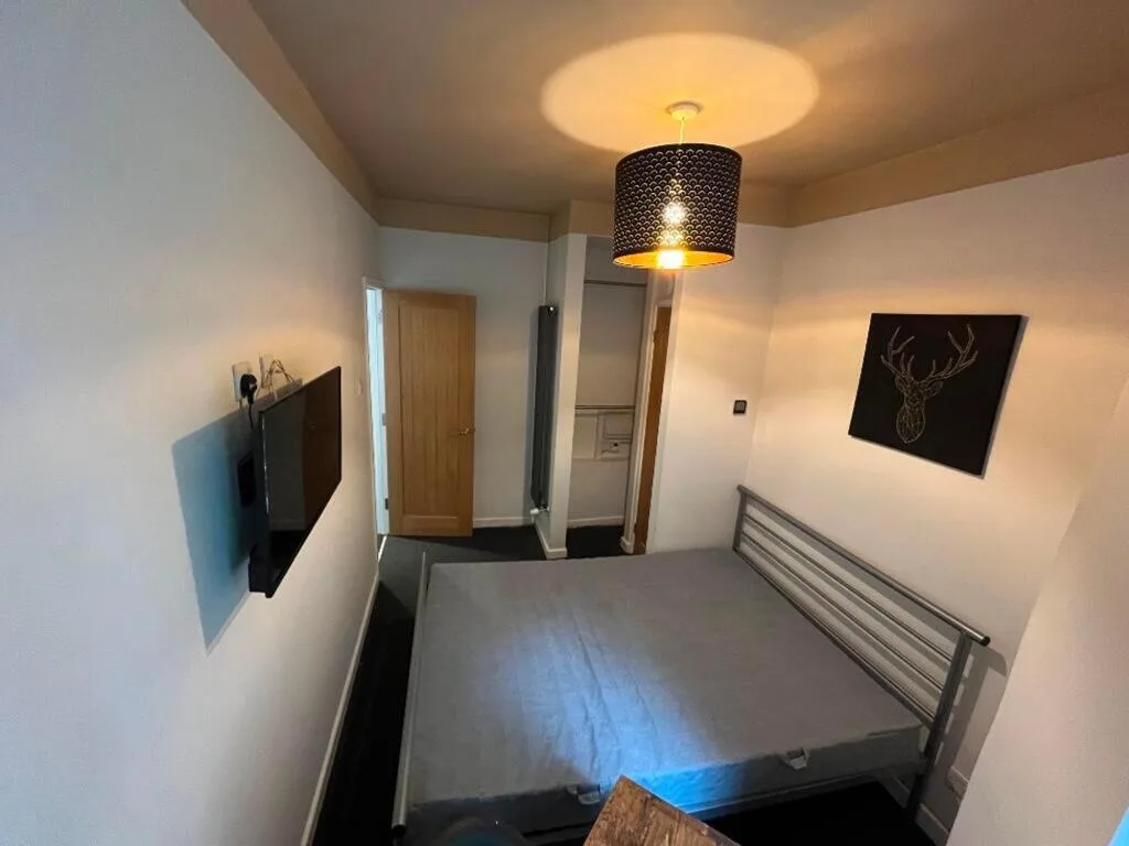 4 bedroom flat for rent