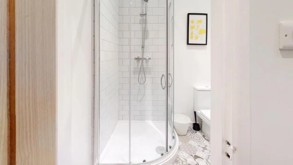 4 bedroom flat for rent