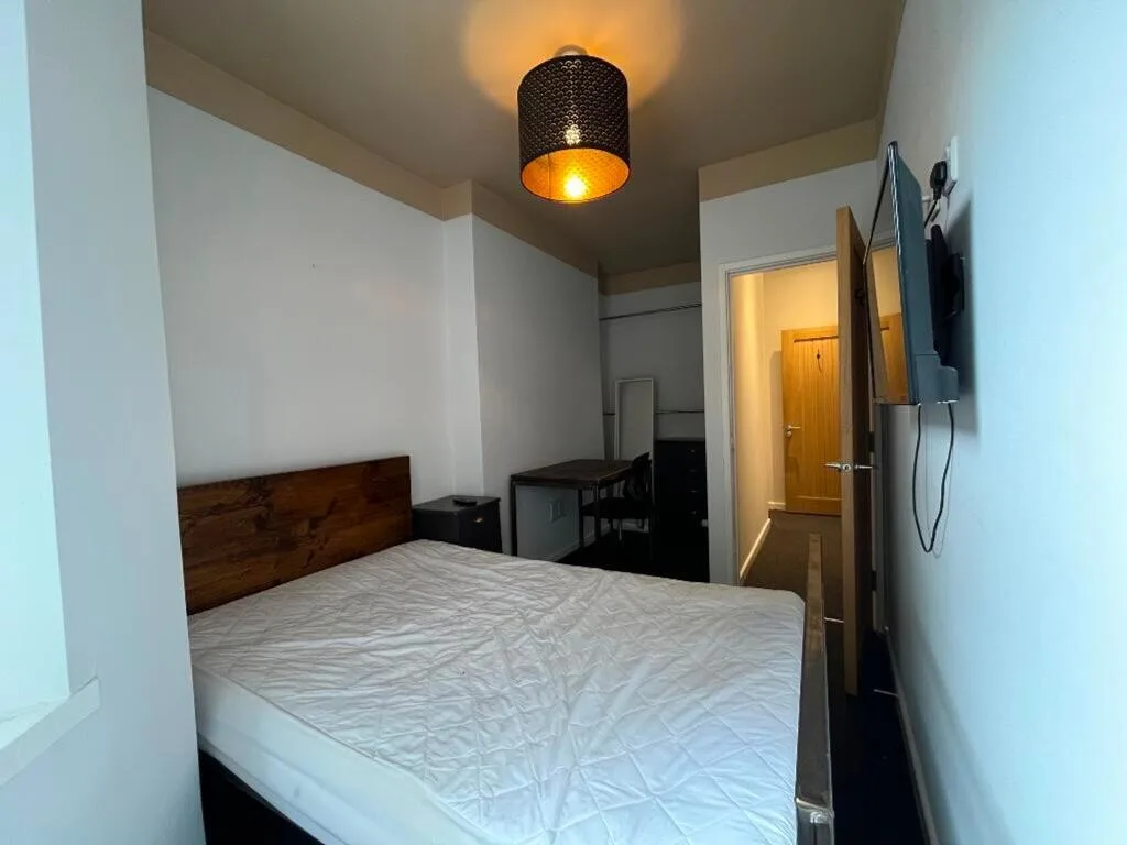 4 bedroom flat for rent