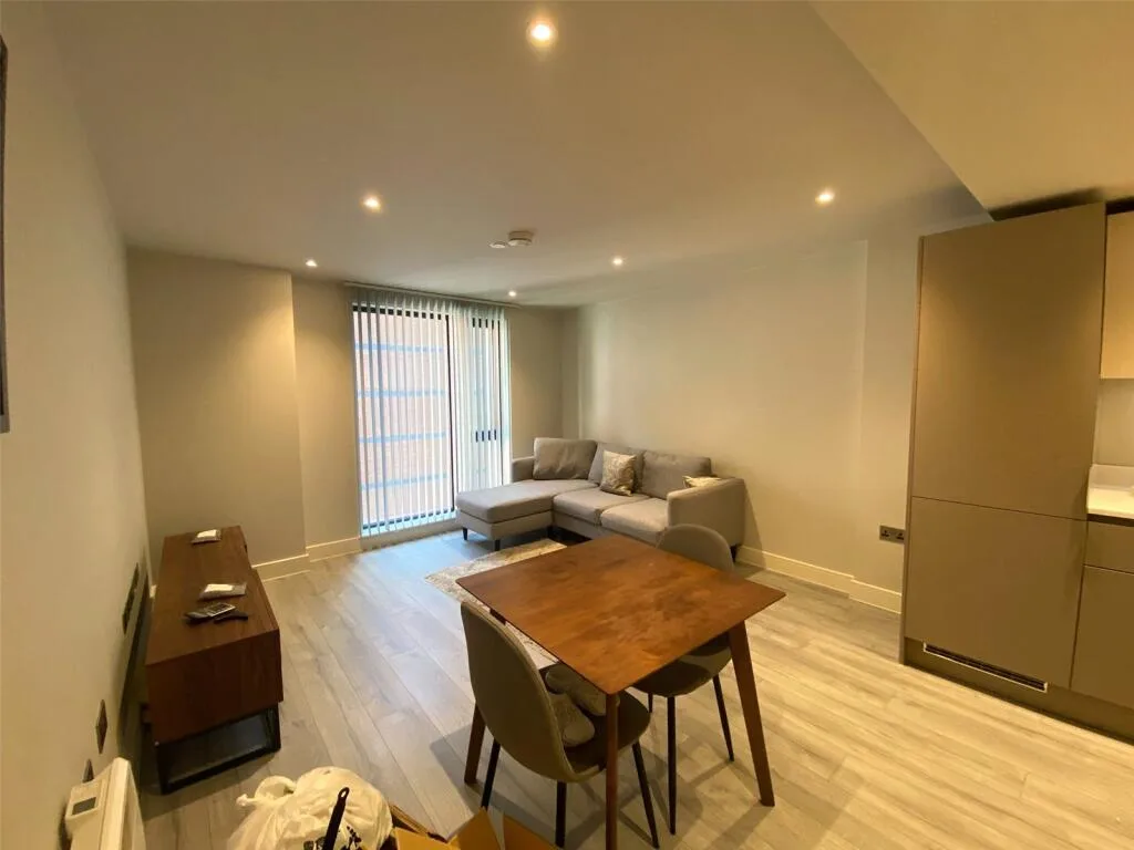 1 bedroom apartment for rent