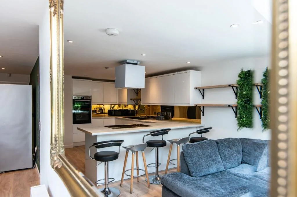 7 bedroom house for rent