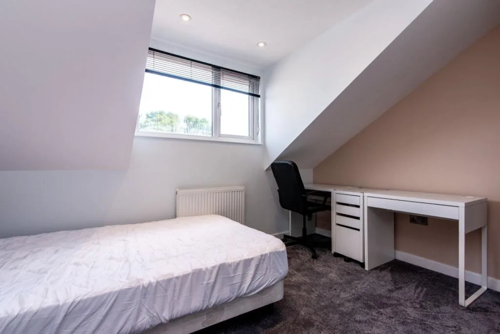 7 bedroom house for rent