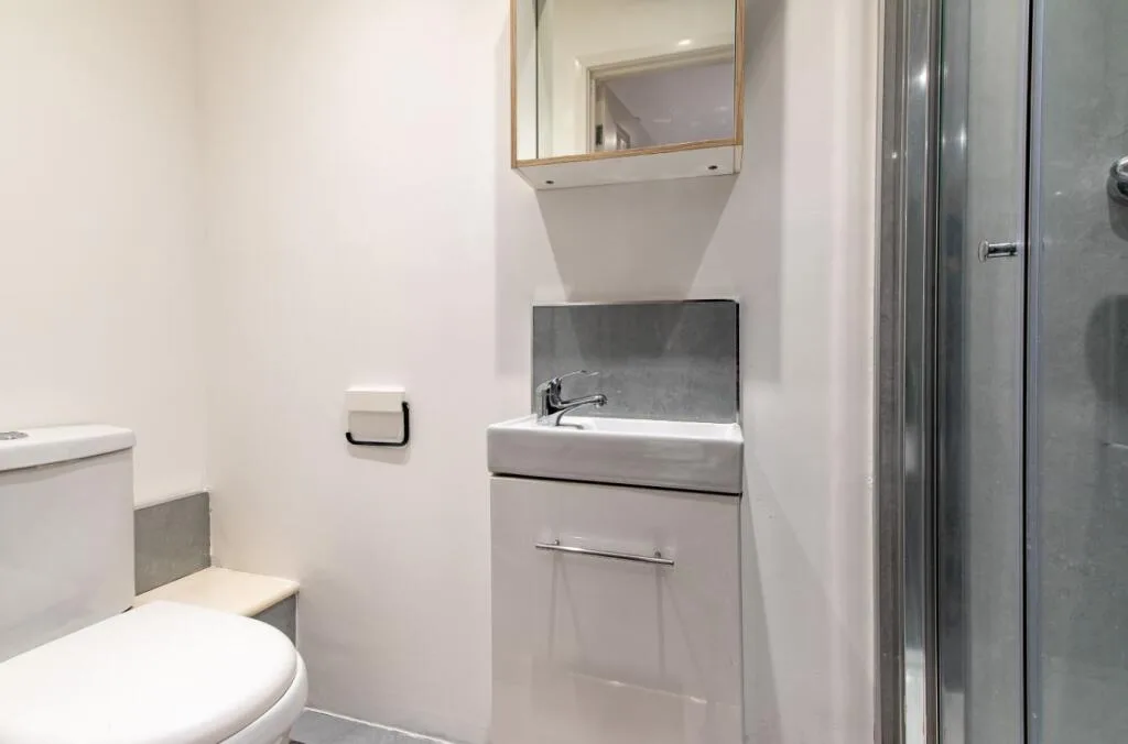 7 bedroom house for rent