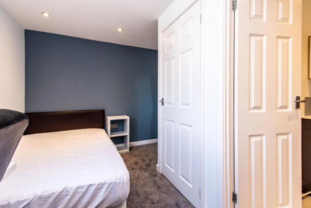 7 bedroom house for rent