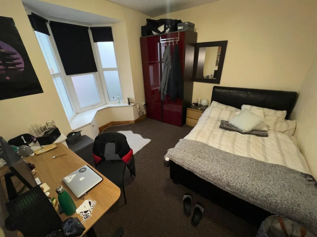 7 bedroom house for rent