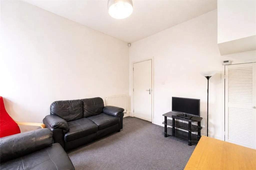 4 bedroom house for rent