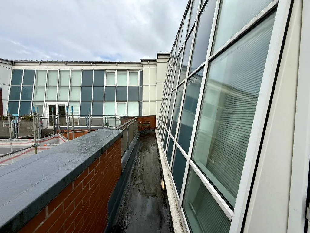 3 bedroom maisonette for rent