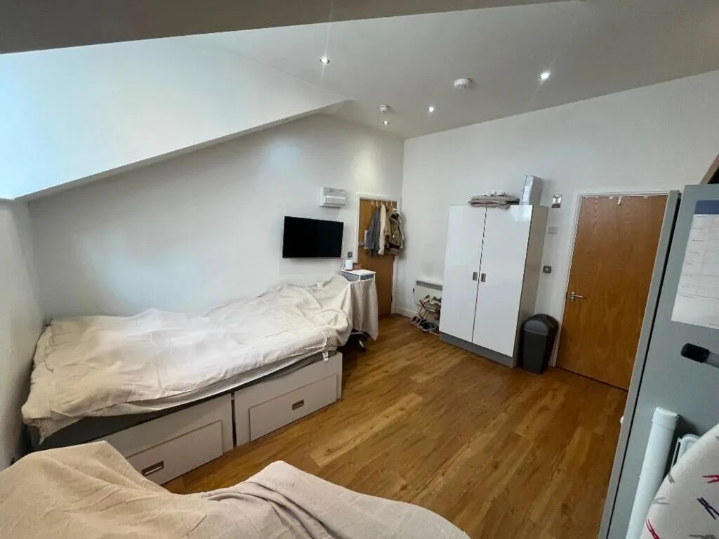 Studio flat for rent