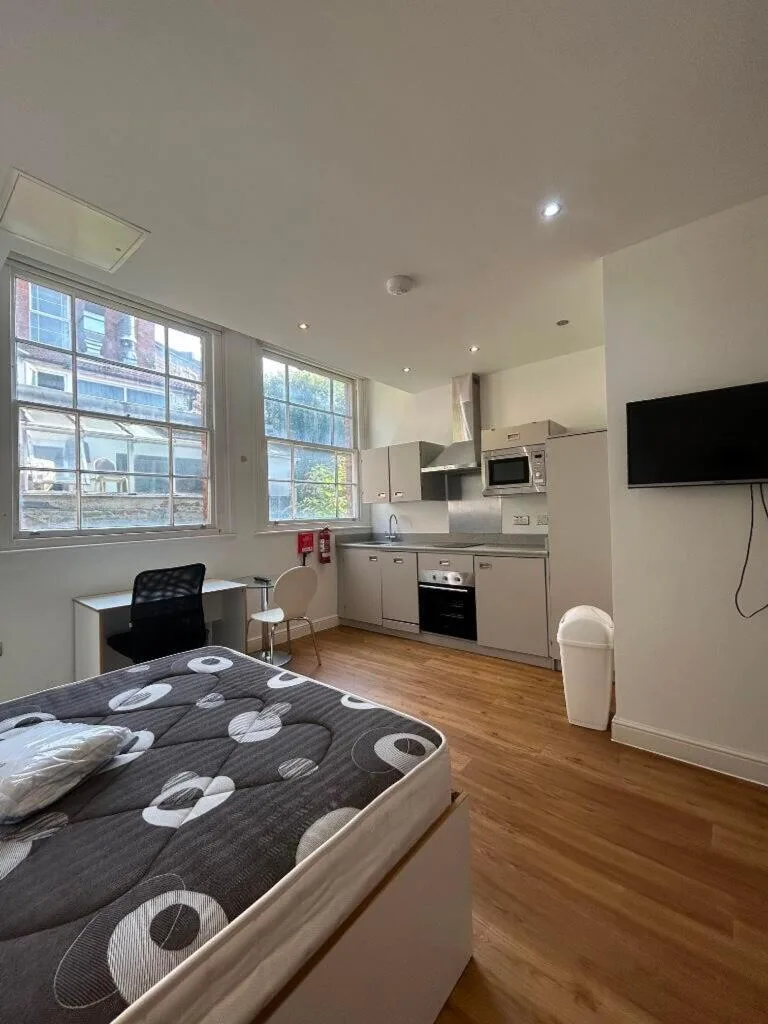 Studio flat for rent