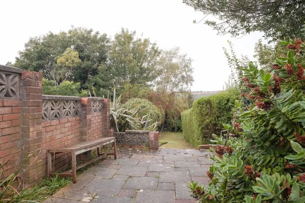 1 bedroom semi-detached house for rent
