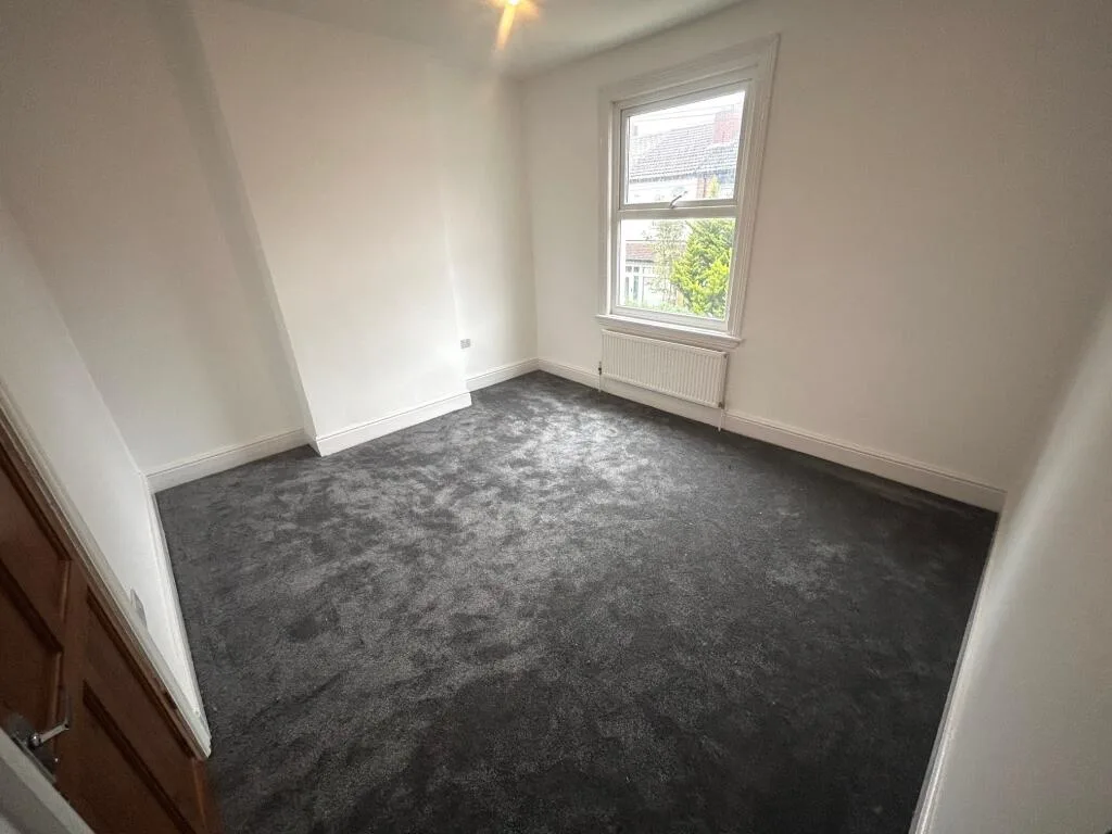 2 bedroom house for rent