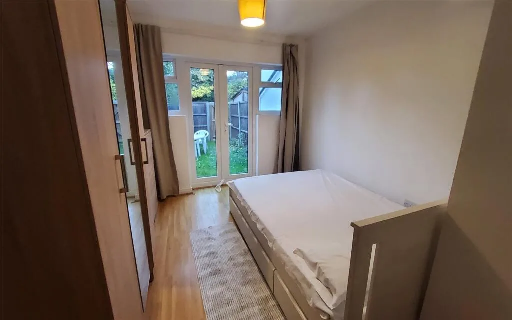 1 bedroom apartment for rent