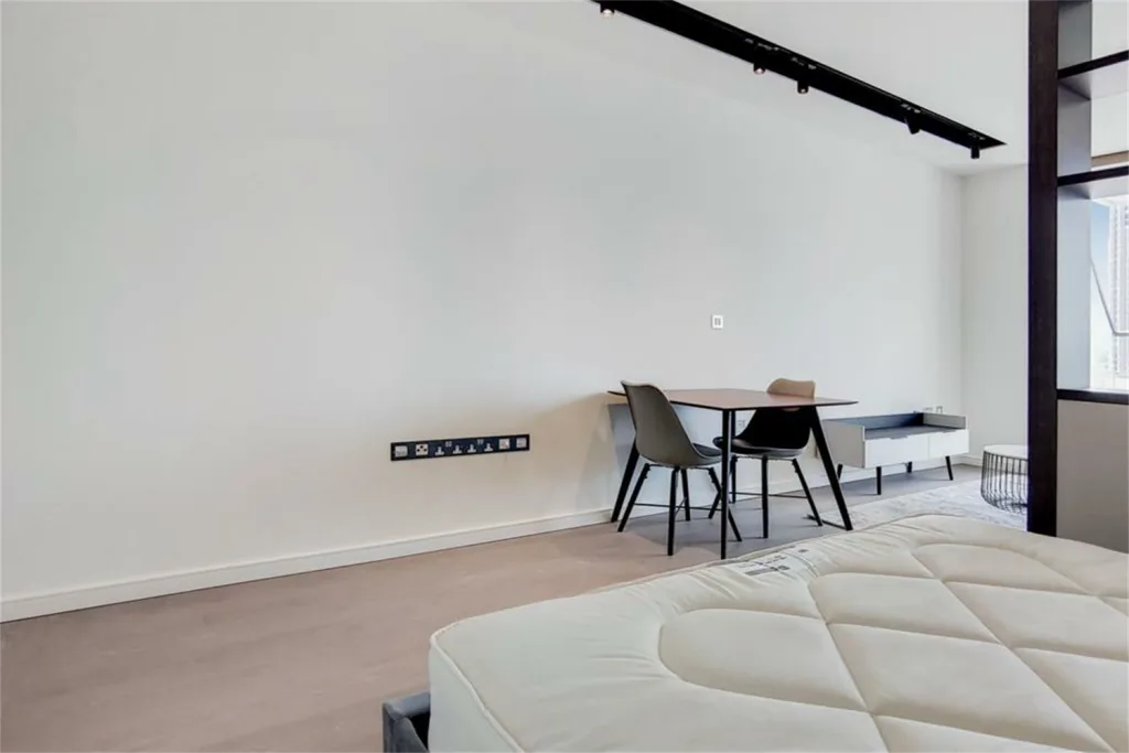 Studio apartment for rent