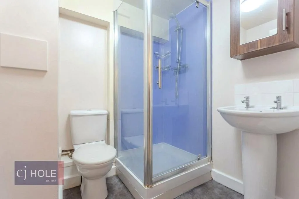 4 bedroom apartment for rent