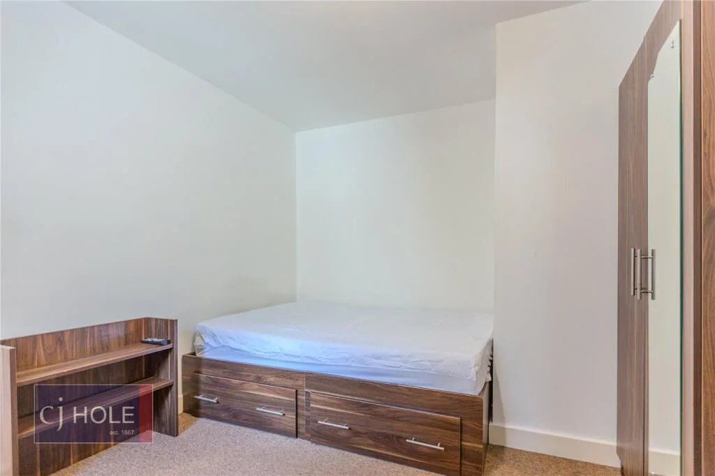 4 bedroom apartment for rent