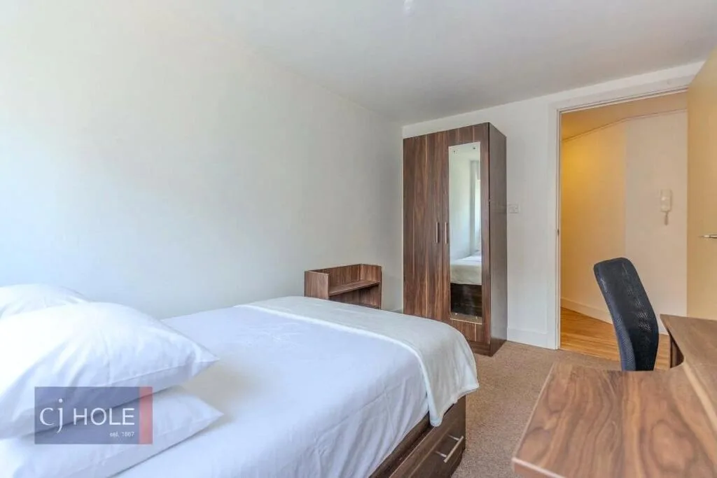 4 bedroom apartment for rent