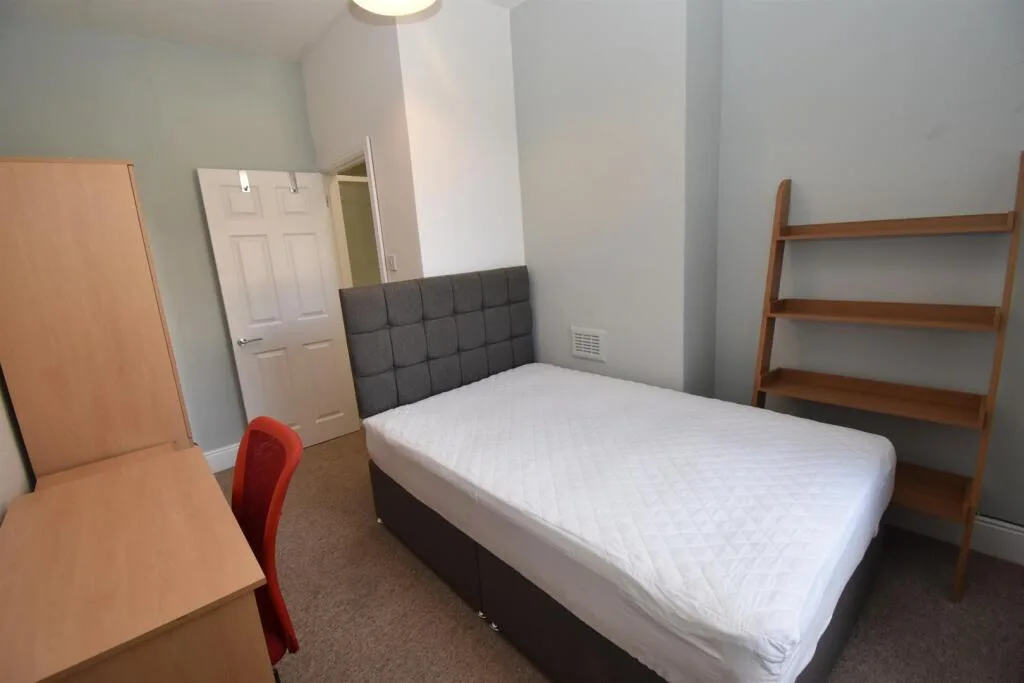 4 bedroom house for rent