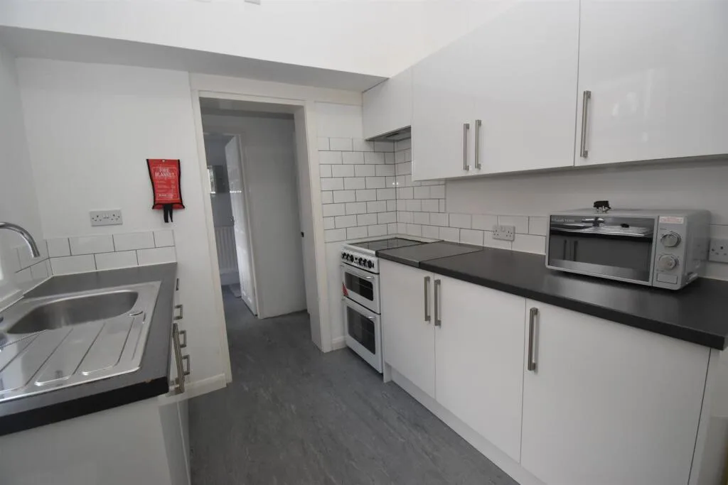 4 bedroom house for rent