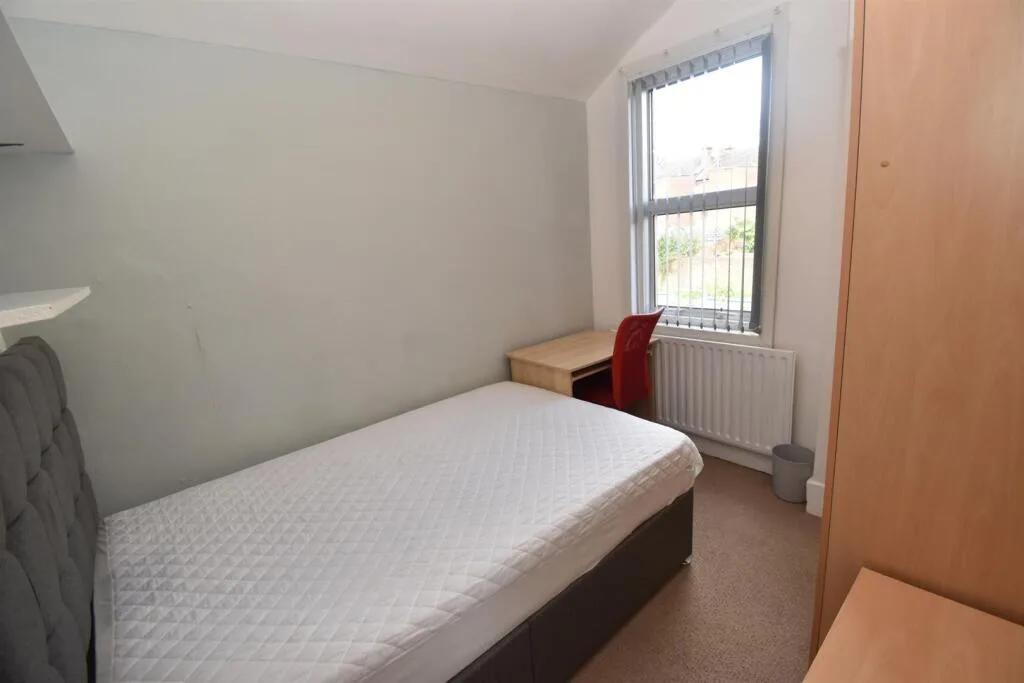 4 bedroom house for rent