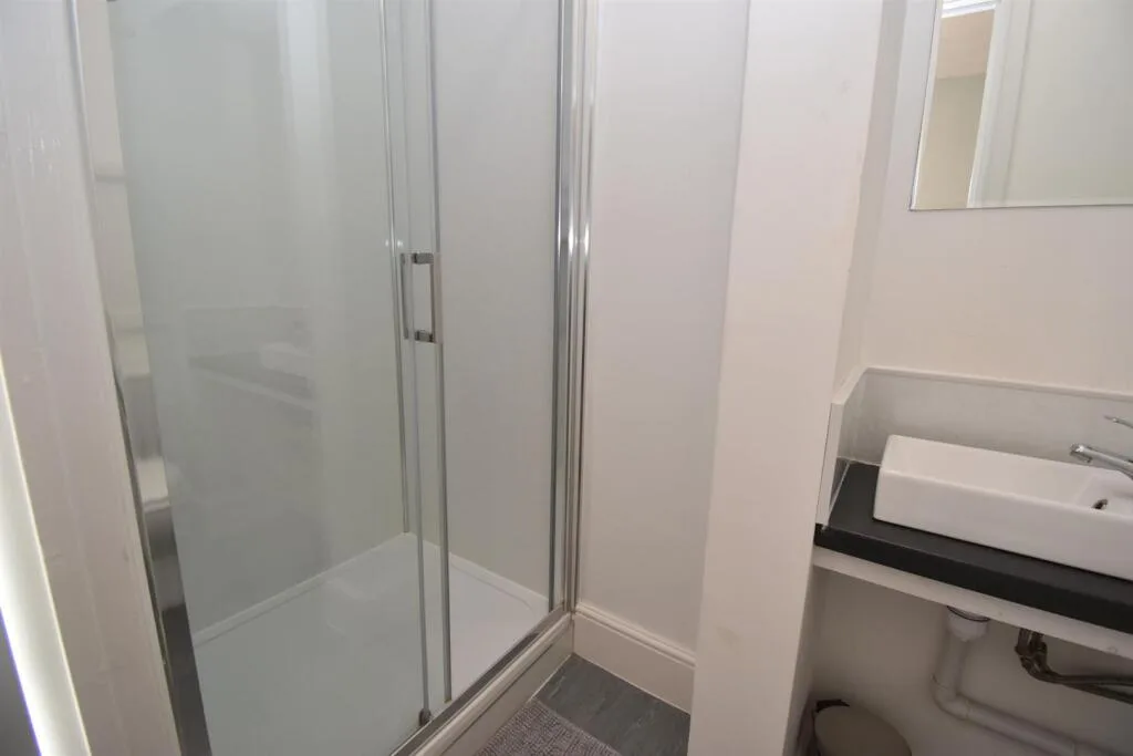 4 bedroom house for rent