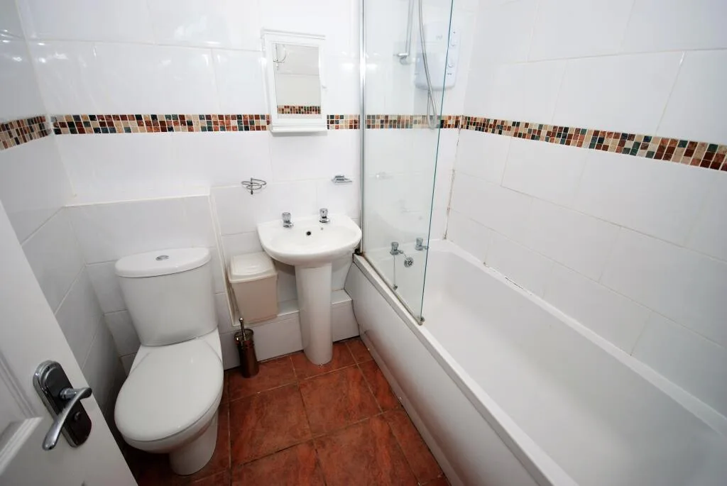 7 bedroom flat for rent