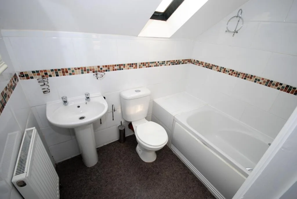 7 bedroom flat for rent