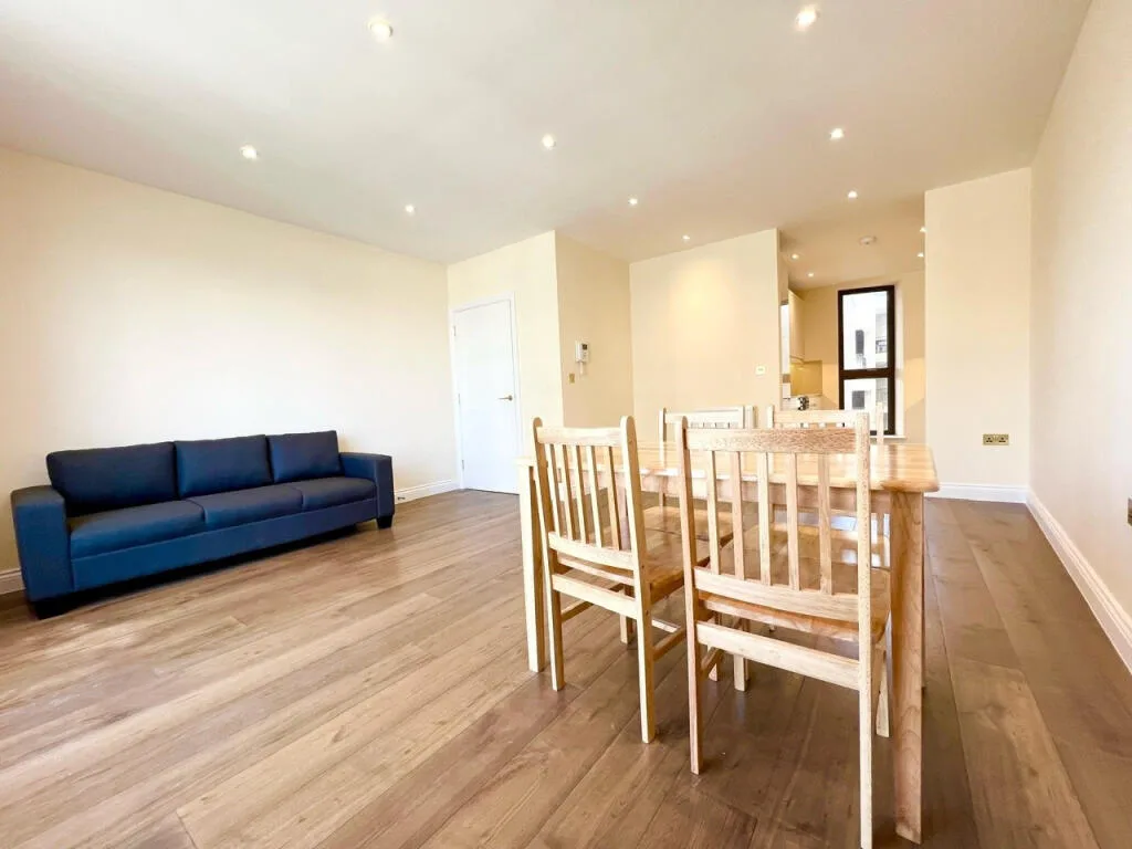 3 bedroom duplex for rent
