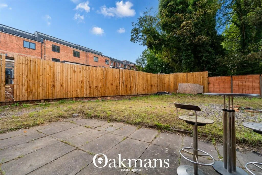 4 bedroom house for rent