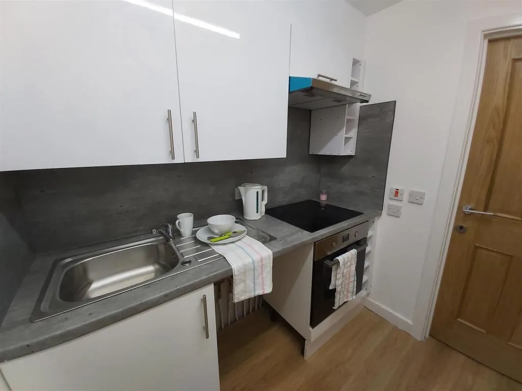 Studio flat for rent