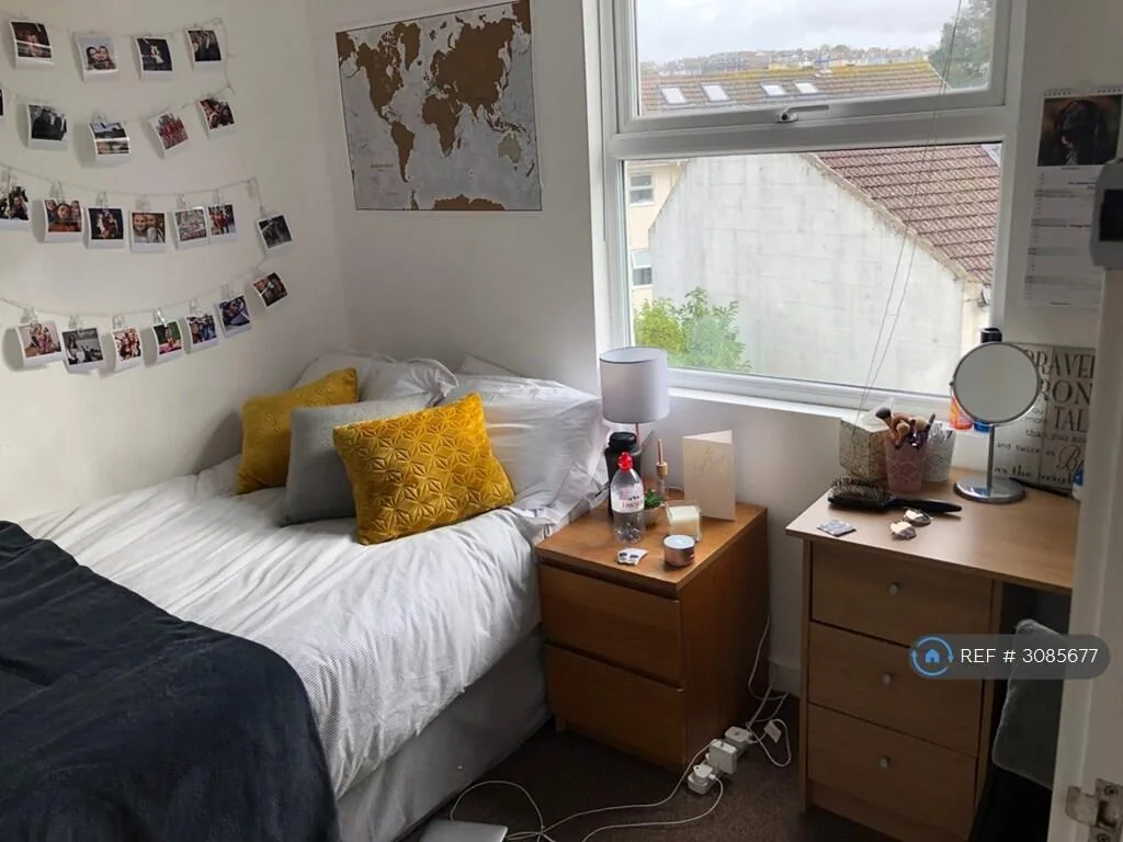 6 bedroom terraced house for rent