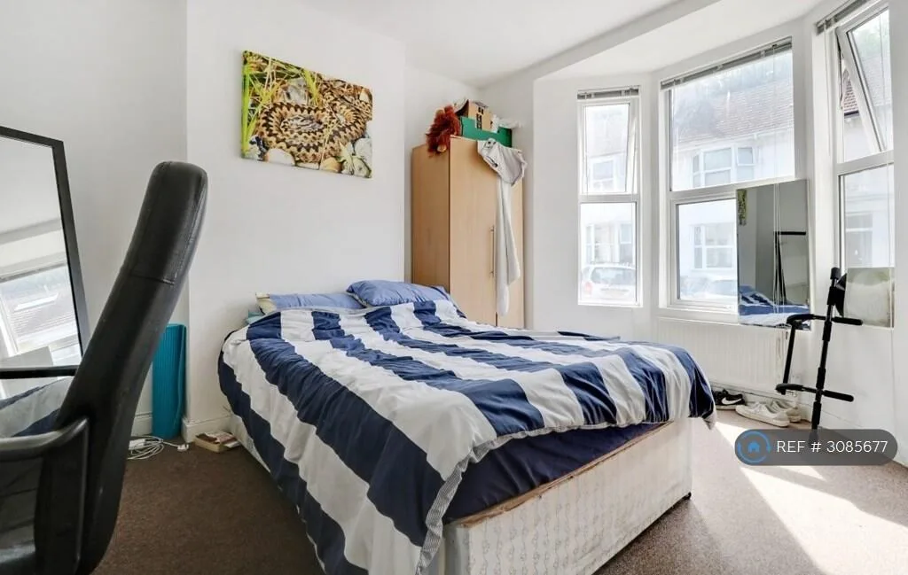 6 bedroom terraced house for rent