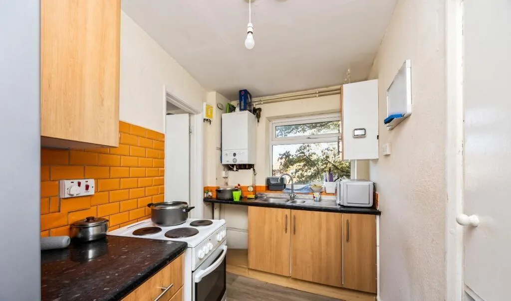 3 bedroom flat for rent