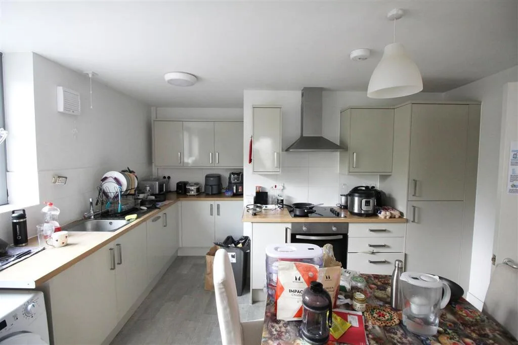 3 bedroom apartment for rent