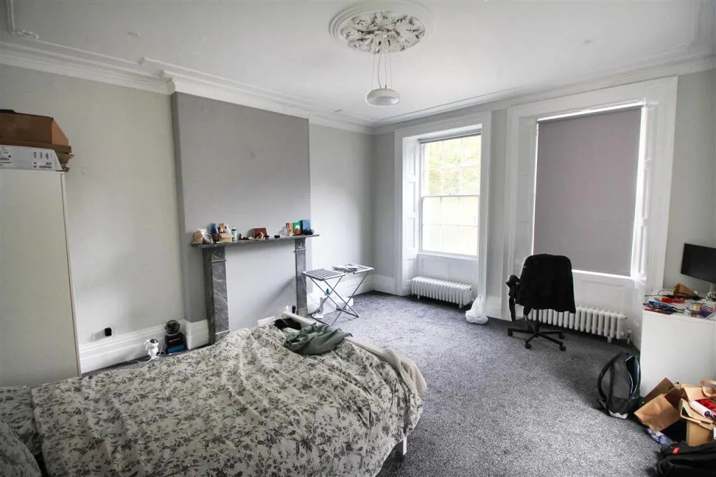 9 bedroom property for rent