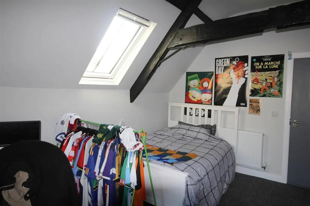 7 bedroom terraced house for rent