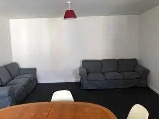 8 bedroom apartment for rent