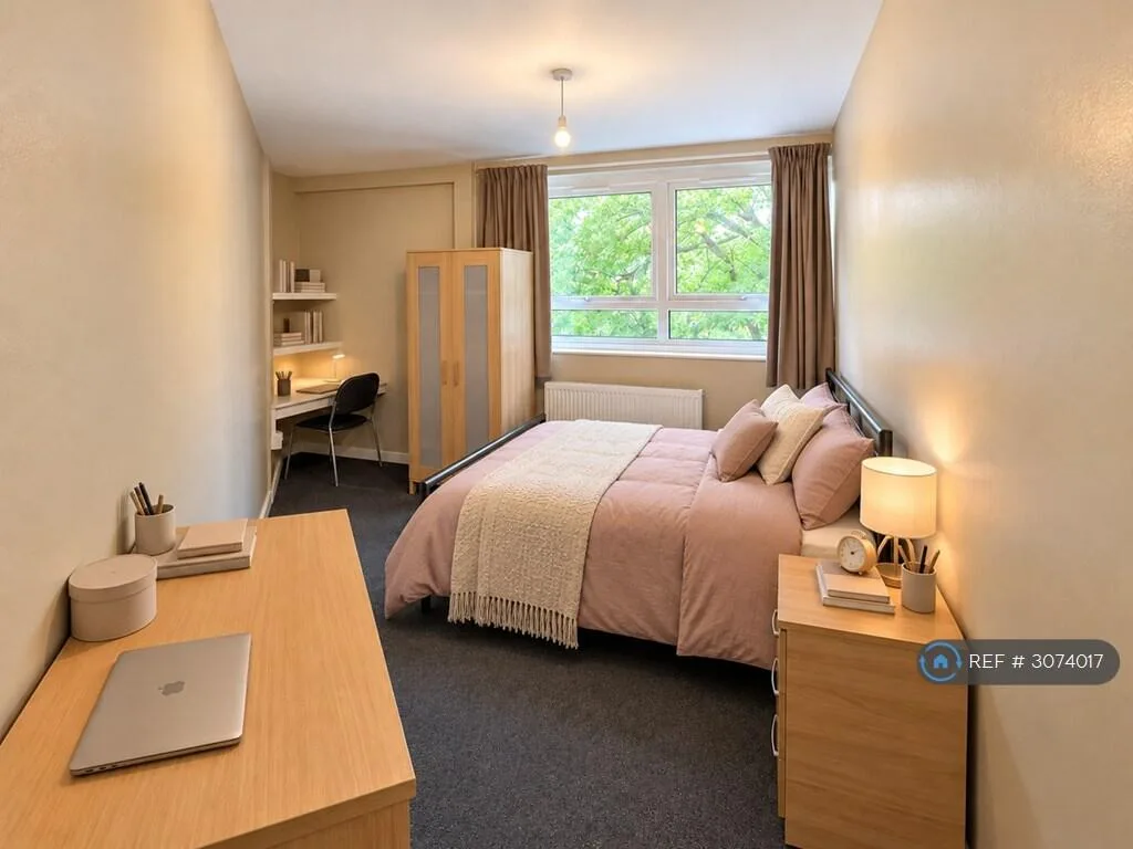 6 bedroom flat for rent
