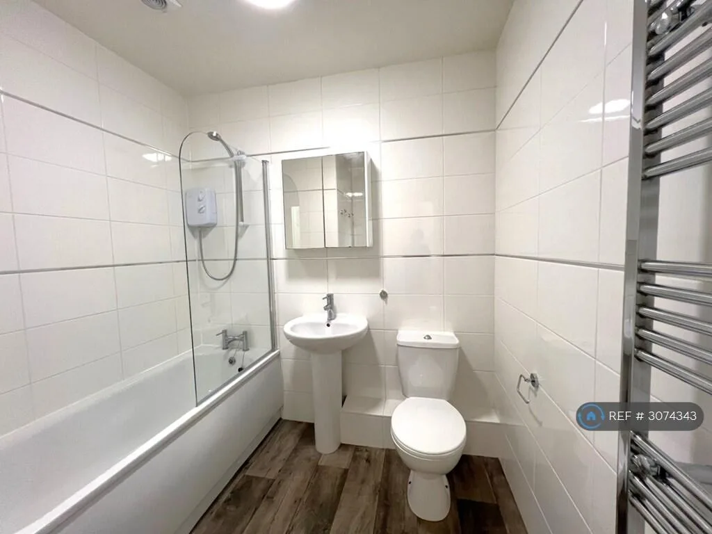 7 bedroom maisonette for rent