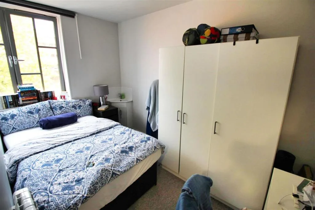 4 bedroom apartment for rent
